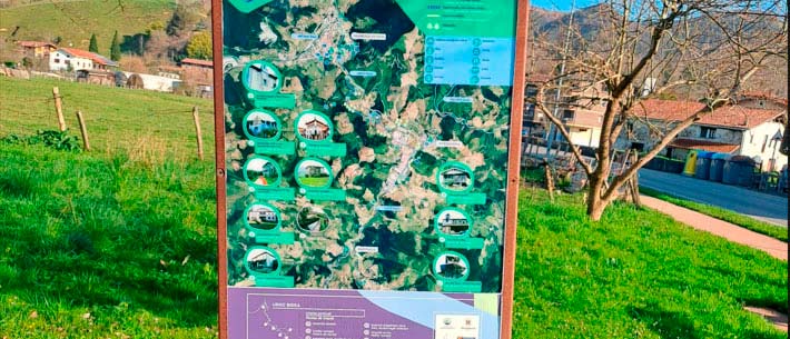 Renovación de los paneles del bidegorri en las riberas del río Urko