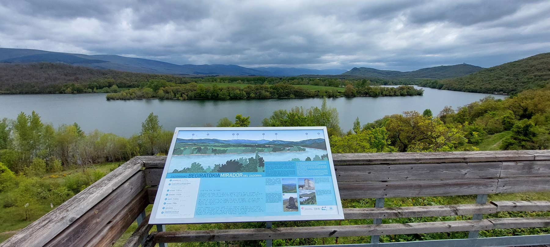Atención al público y vigilancia ambiental en el embalse de Ullibarri-Gamboa